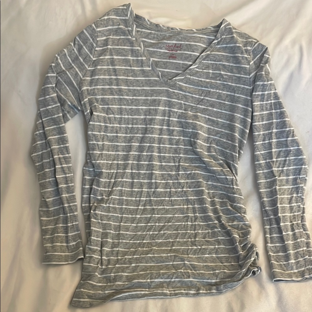 ⭐️Isabel Maternity by Ingrid & Isabel Gray Striped Long Sleeve Tee